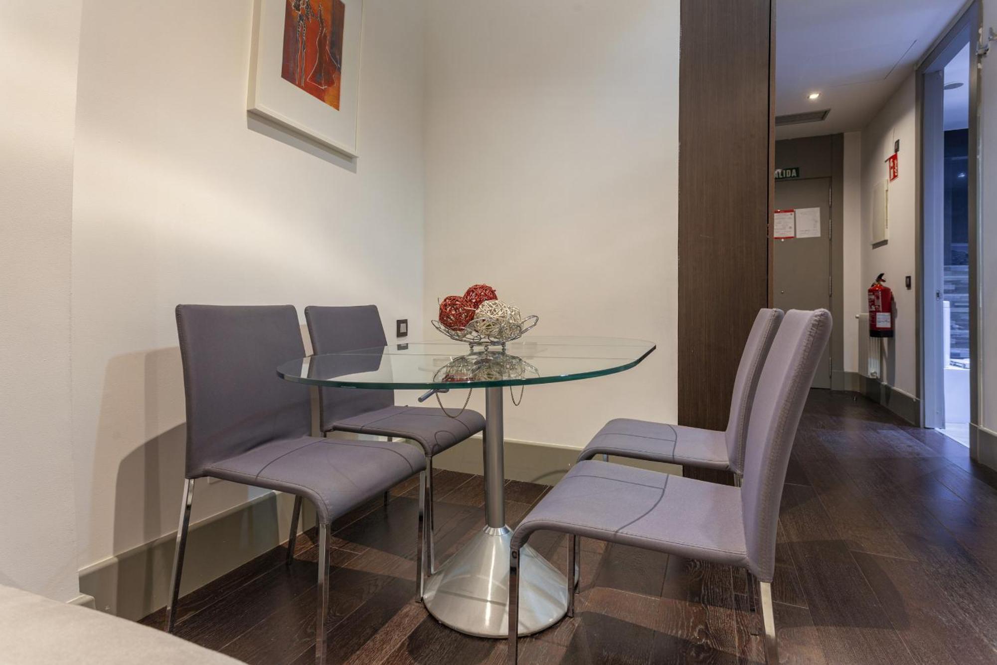 Apartamento Cibeles Studio En מדריד מראה חיצוני תמונה
